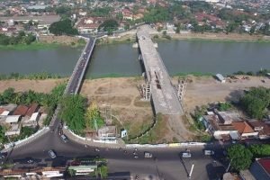 jembatan tertua di Indonesia